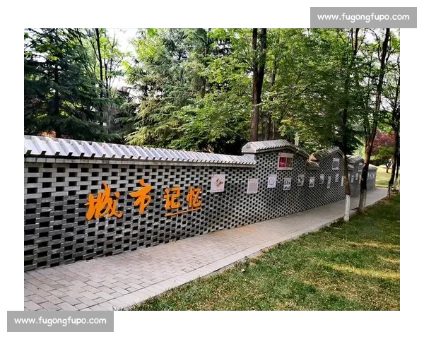 以门柱为中心探寻城市记忆与梦想交汇的坐标变迁与生活轨迹之光影